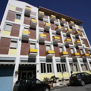 George Hotel Barcellona-Pozzo di Gotto